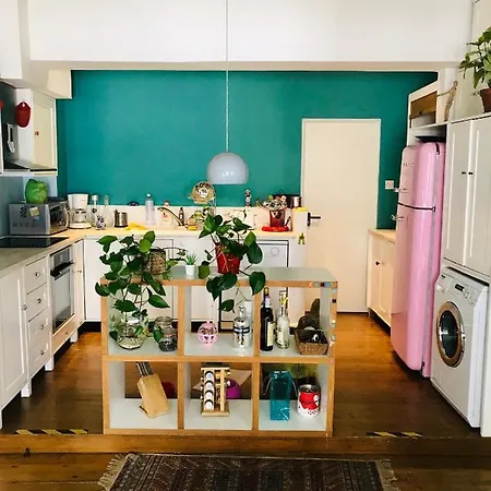 Cozy Artistic *