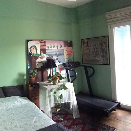 Διαμέρισμα Cozy Artistic